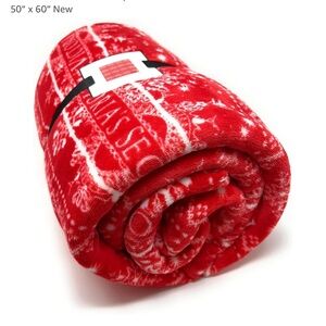 BNWT Victoria's Secret Festive Red Sherpa Blanket.